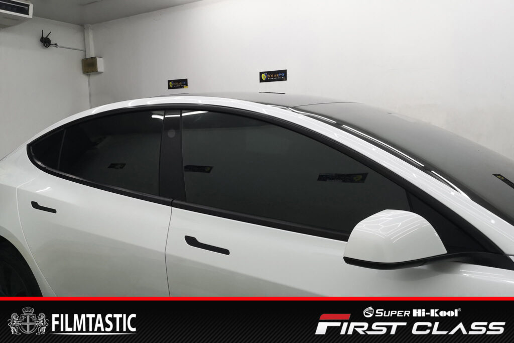 super hikool first class ติดรถยนต์